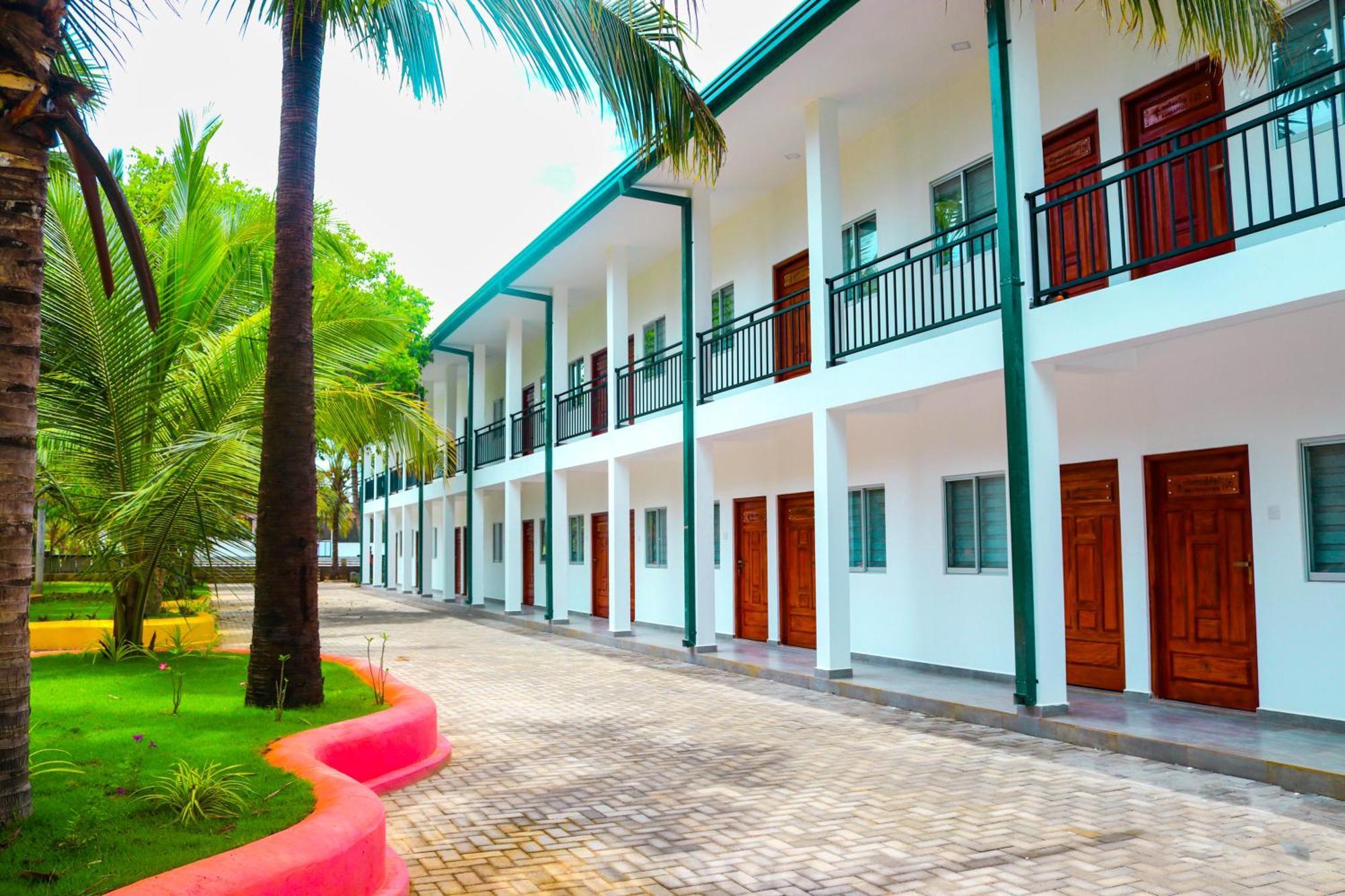 Reecha Resort & Hotel Kilinochchi Eksteriør billede